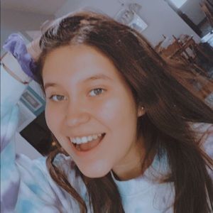 Meet your Posher, Victoria